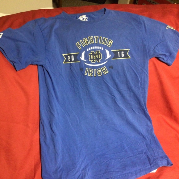 NCAA NOTRE DAME Fighting Irish tshirt - Picture 1 of 2